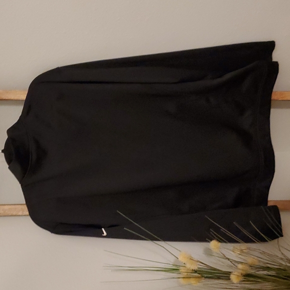 Nike Golf Tour Performance Therma Fit Men's 1/4 Zip Pullover - Picture 2 of 9